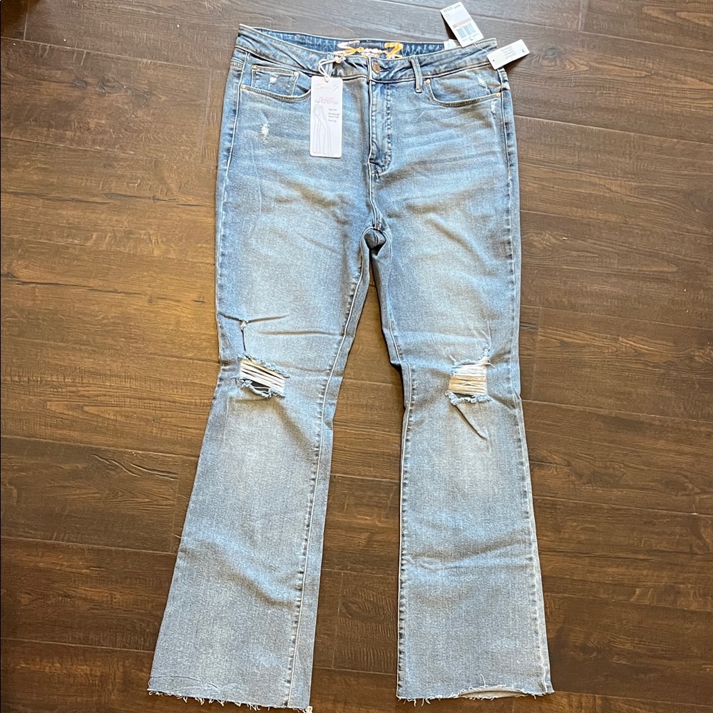 🆕 Seven7 Light Blue Distressed Flare High Rise Felicity Enchanted Jeans, size 12